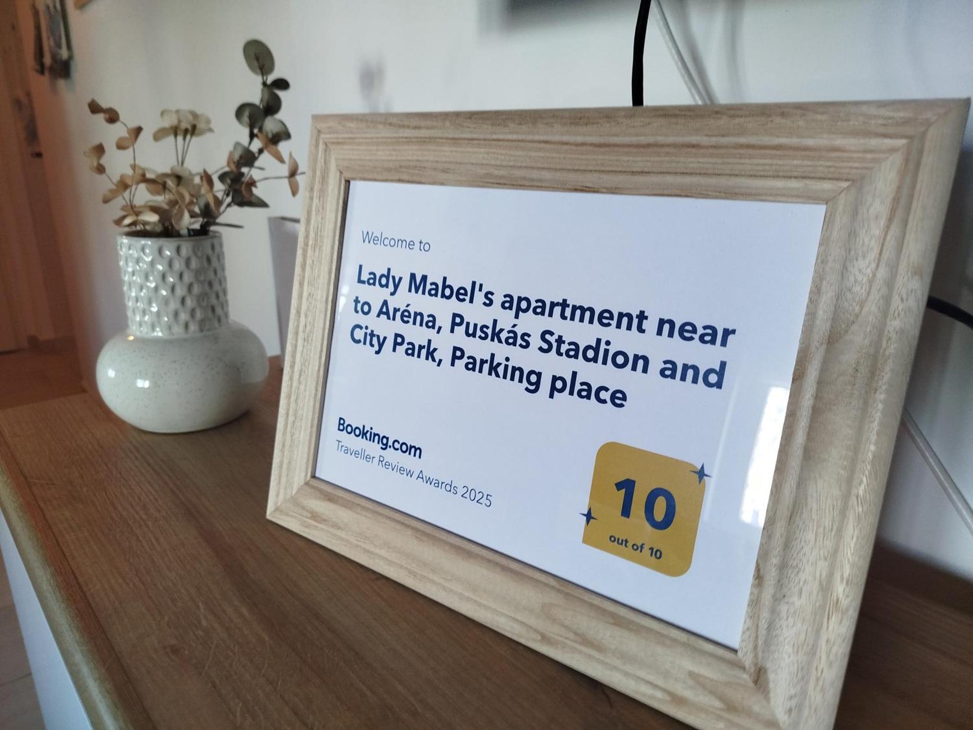 Lady Mabel'S Apartment Near To Arena, Puskas Stadion And City Park, With Guarded Parking Place ブダペスト エクステリア 写真